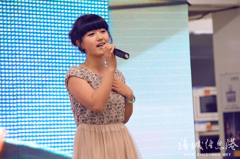 20121222TίkTоOίTkоW(wng)jĻkҳkǬͨʢĻý޹˾TϢۅf(xi)kġTеھŌþW(wng)j(ji)ĿxӡK_Ļx|TcܶƏV2013TеھŌþW(wng)jҪʣˁԸиI(y)50λݐۺ߈չʾ30(ji)Ŀʵı𱬵Ě՞Ǹl(xing)HһҕXʢ磬Dx_σA[ԼʂĿ